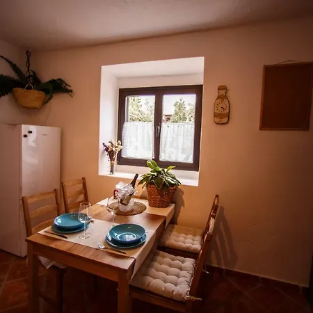 Casa Dante * Tías